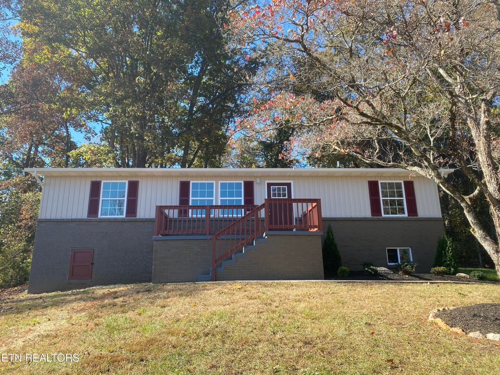Photo of 4306 Vinegar Valley Rd, Friendsville, TN 37737 (MLS # 1244725)