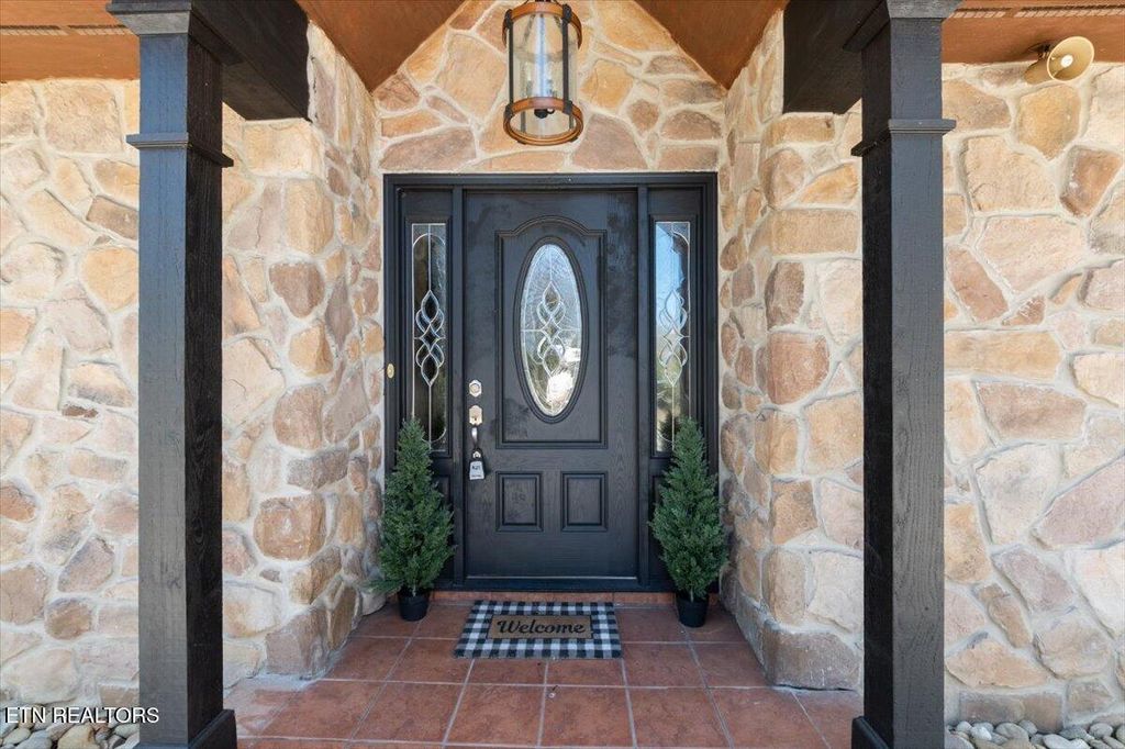 Photo of 109 Bland St, Clinton, TN 37716 (MLS # 1294829)