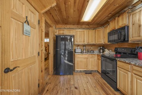 Tiny photo for 253 Cartertown Rd, Gatlinburg, TN 37738 (MLS # 1330184)