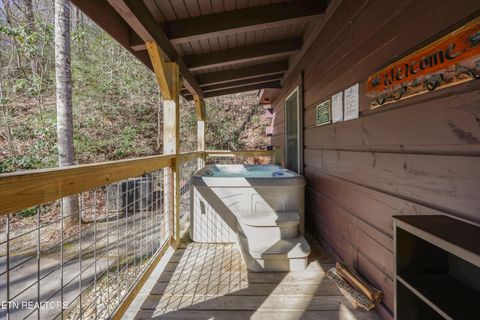 Tiny photo for 253 Cartertown Rd, Gatlinburg, TN 37738 (MLS # 1330184)