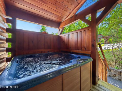 Tiny photo for 816 Spirit Loop Way, Gatlinburg, TN 37738 (MLS # 1341034)