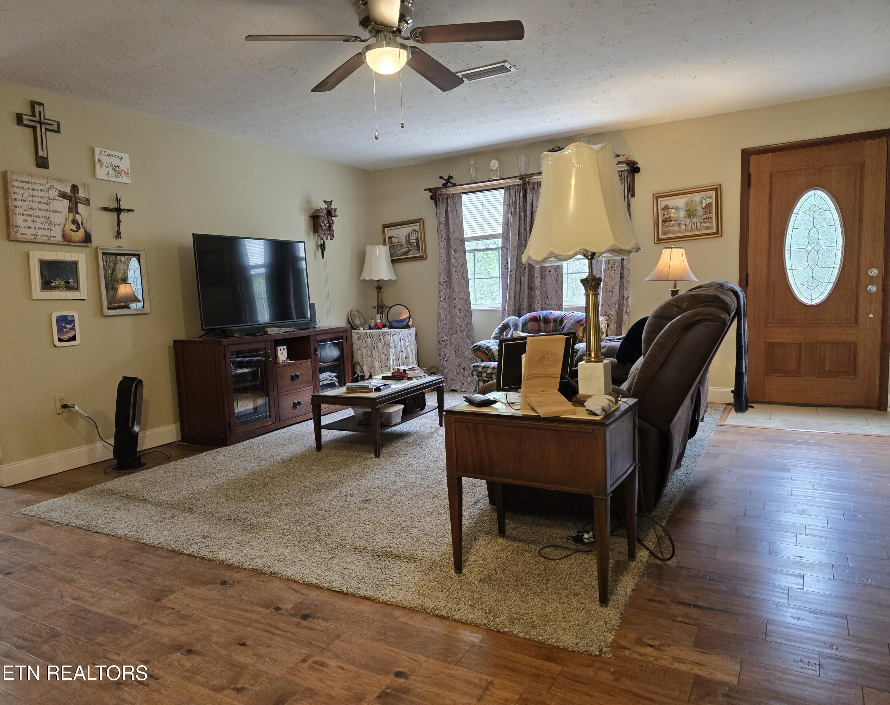 1432 Upper Caney Valley Rd