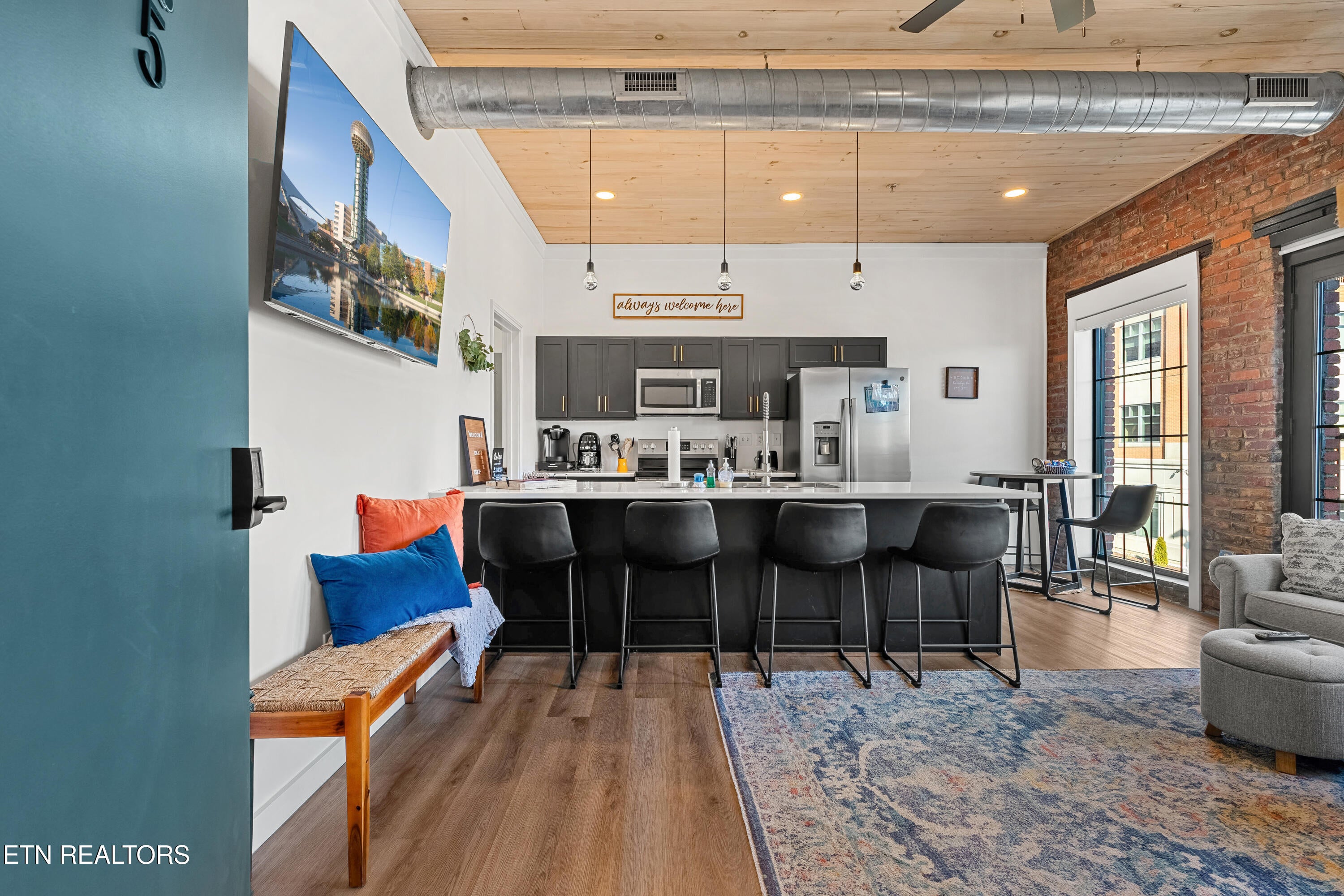 118 Court Ave 5