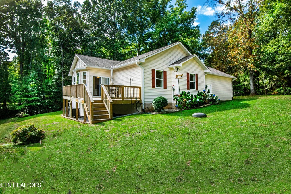 Photo of 169 Oostanali Way, Loudon, TN 37774 (MLS # 1358795)