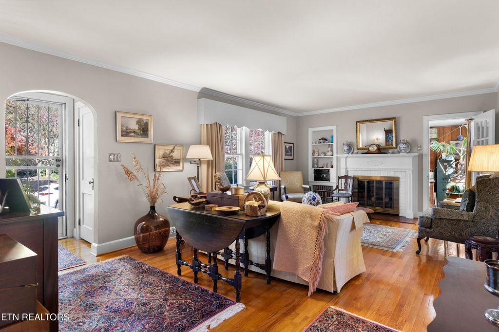 Photo of 3822 Keowee Ave, Knoxville, TN 37919 (MLS # 1325330)