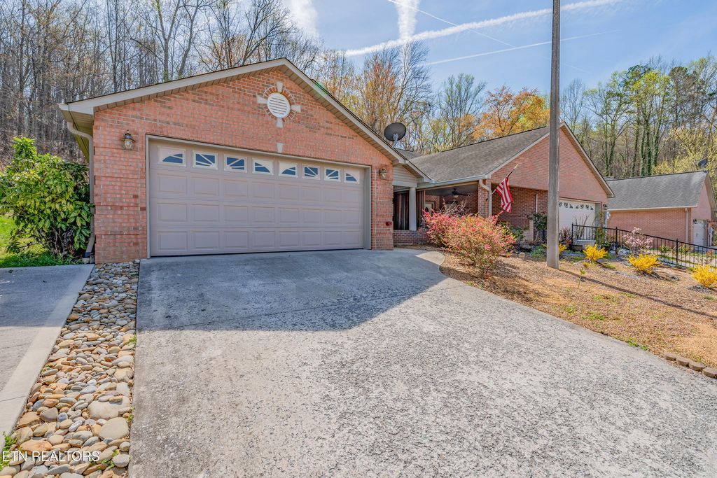 Photo of 5007 Fairgrounds Place #A, Kingston, TN 37763 (MLS # 1295320)