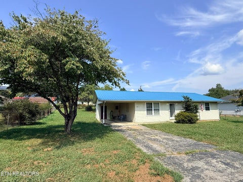 Tiny photo for 163 Sun Lane, LaFollette, TN 37766 (MLS # 1356210)