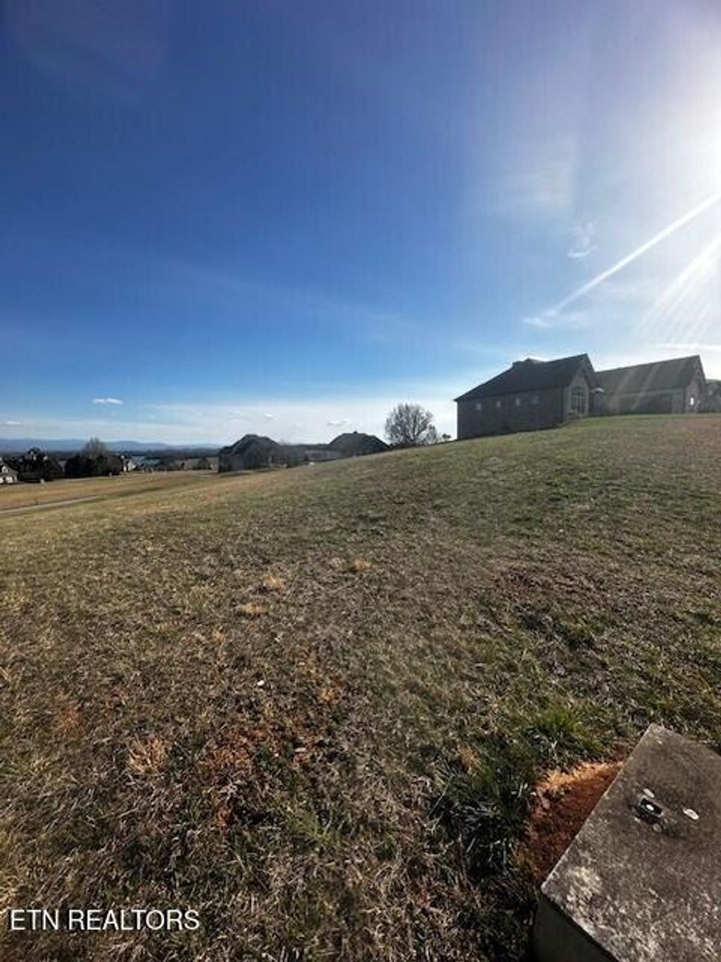 Photo of 494 Rarity Bay Pkwy, Vonore, TN 37885 (MLS # 1291987)