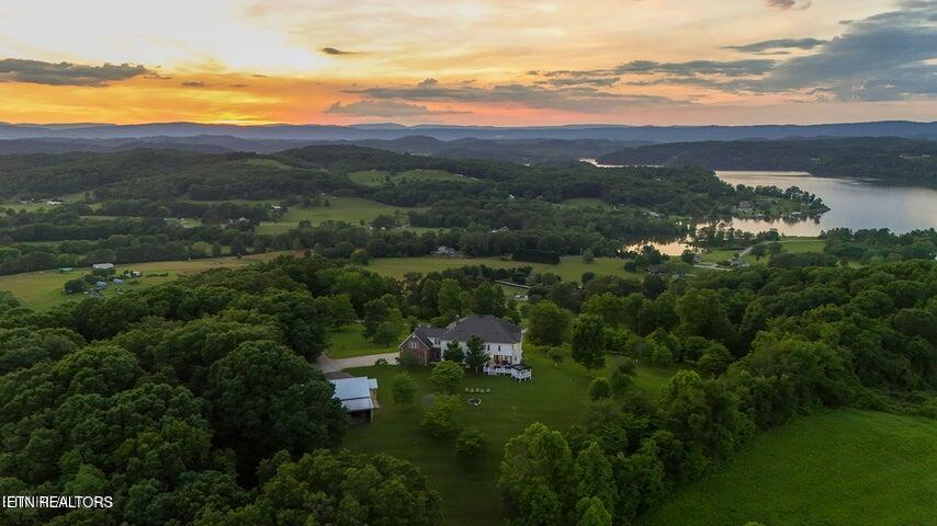 159 Farrs Rd