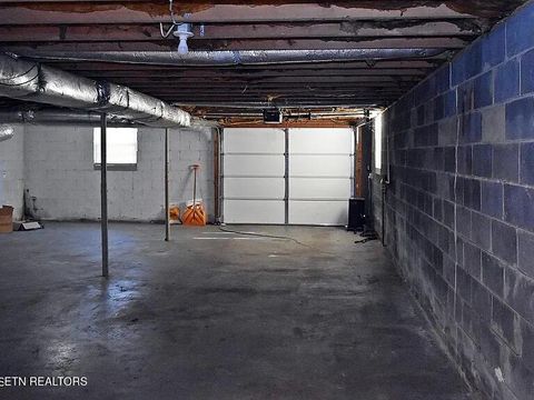 Tiny photo for 105 Nelson St, Harrogate, TN 37752 (MLS # 1347208)