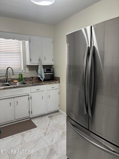 Tiny photo for 105 Nelson St, Harrogate, TN 37752 (MLS # 1347208)