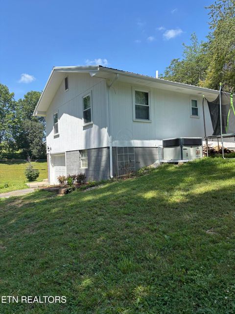 Tiny photo for 105 Nelson St, Harrogate, TN 37752 (MLS # 1347208)