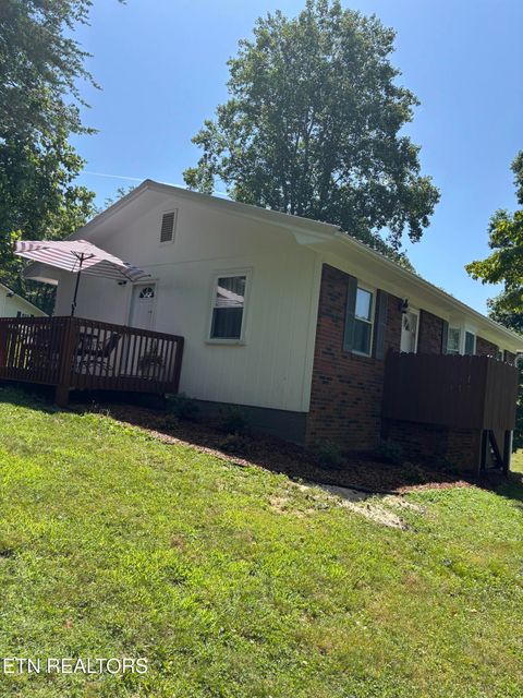 Tiny photo for 105 Nelson St, Harrogate, TN 37752 (MLS # 1347208)