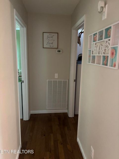 Tiny photo for 105 Nelson St, Harrogate, TN 37752 (MLS # 1347208)