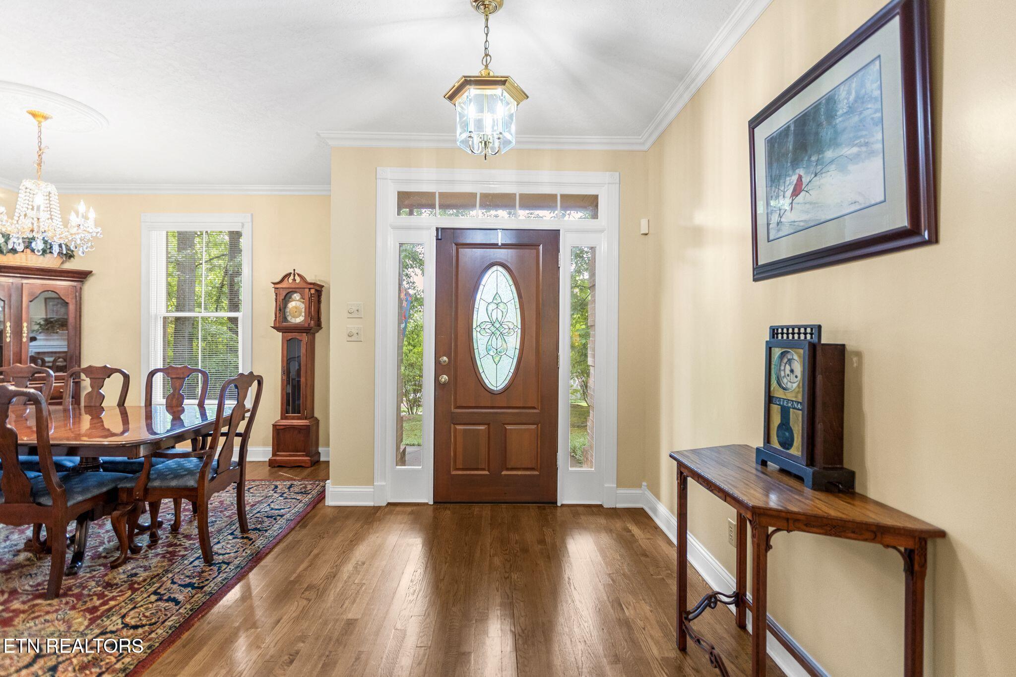 5227 Beverly Oaks Drive