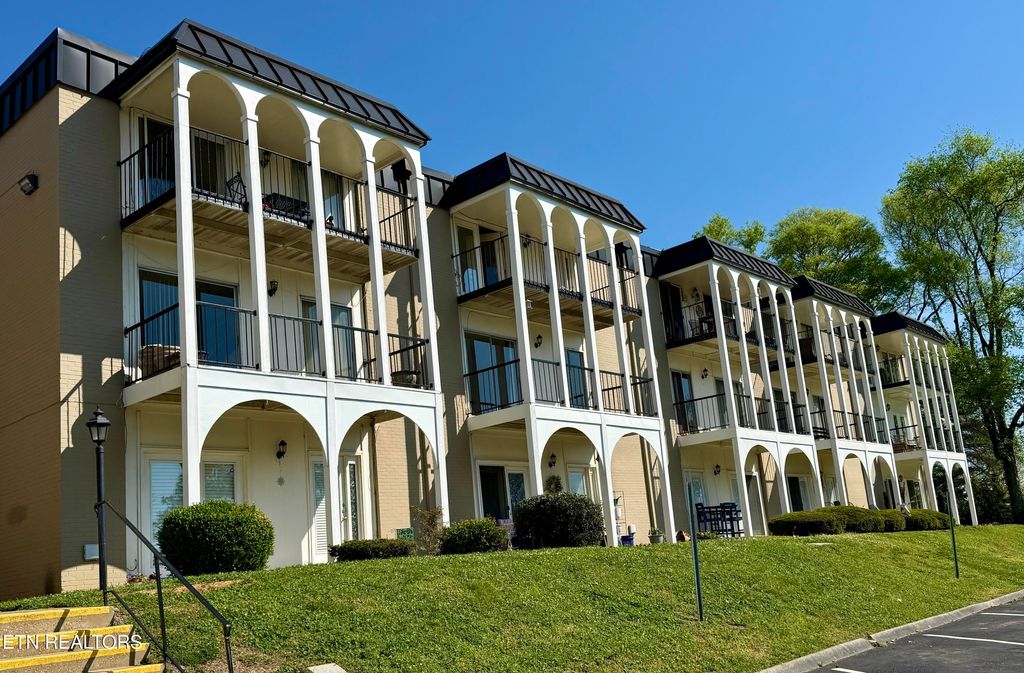 Photo of 5709 Lyons View Pike #4202, Knoxville, TN 37919 (MLS # 1335695)