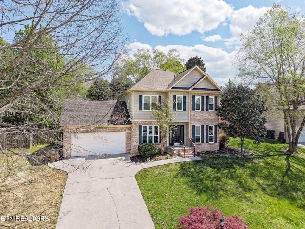 Photo of 2132 Willow Creek Lane, Knoxville, TN 37909 (MLS # 1337443)