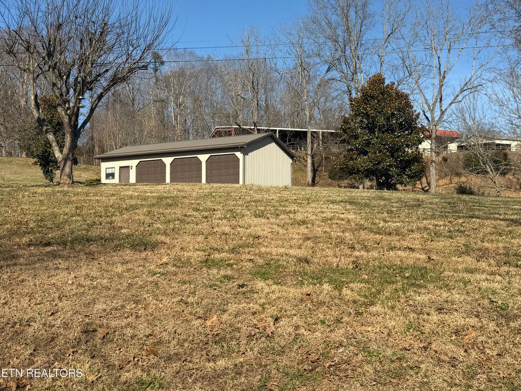 Photo of 123 OWENS Lane, Tazewell, TN 37879 (MLS # 1325507)