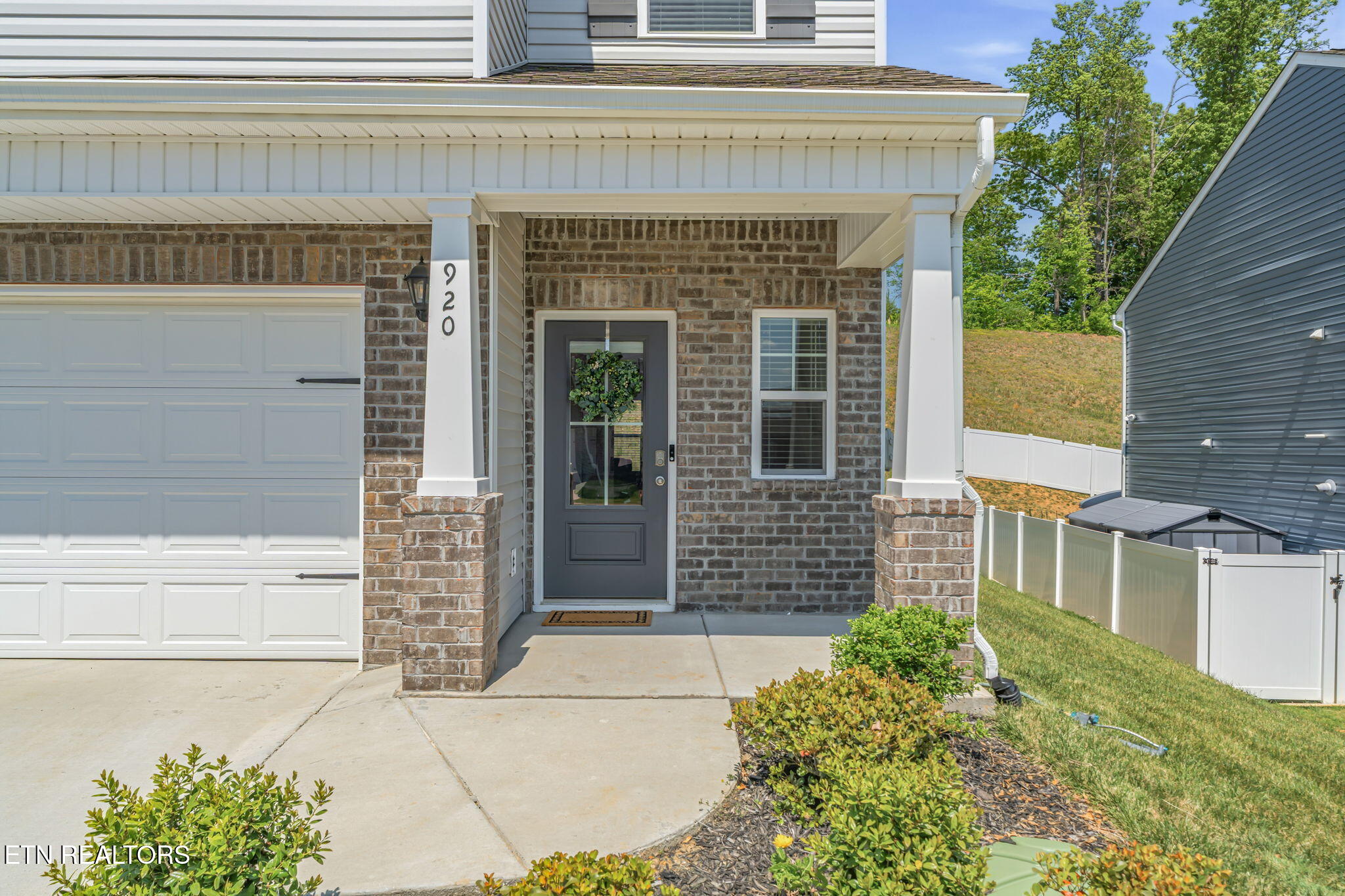 920 Utopia Lane