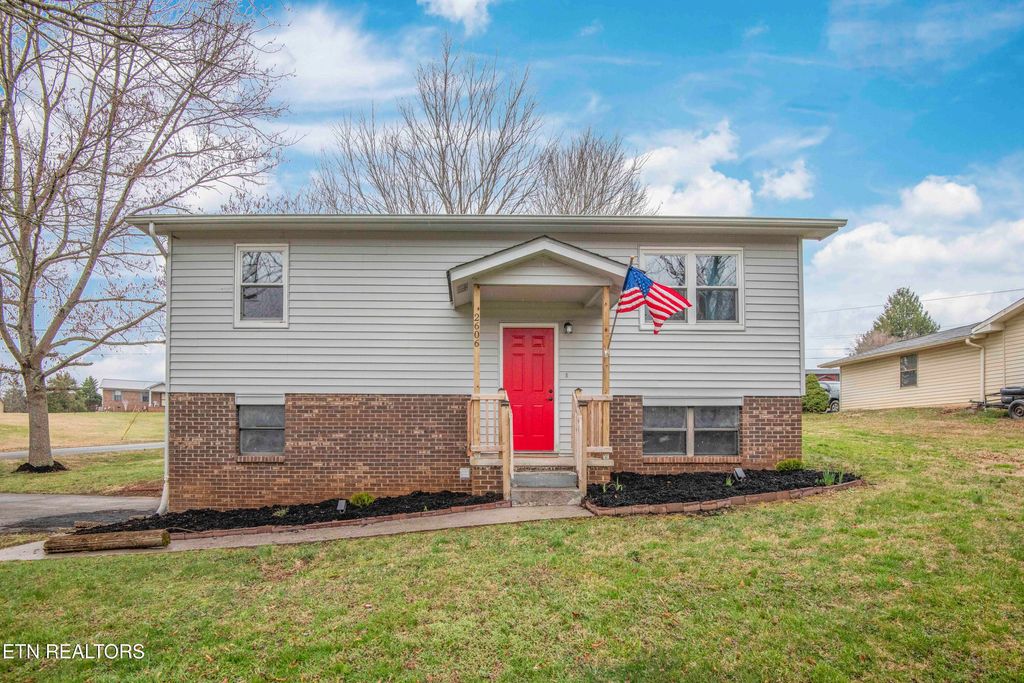 Photo of 2606 Fields Lane, New Market, TN 37820 (MLS # 1331257)
