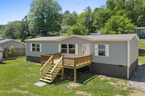 Photo of 826 Pop Hollow Rd, Clinton, TN 37716 (MLS # 1339250)