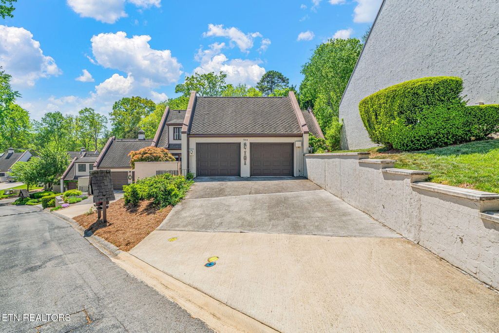 Photo of 1246 Orleans Drive, Knoxville, TN 37919 (MLS # 1337539)
