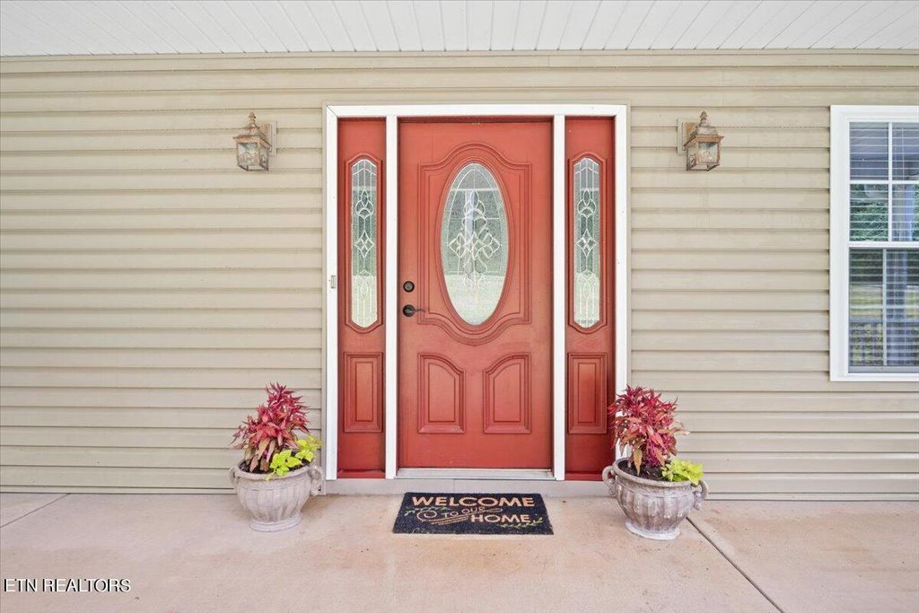 Photo of 129 Hickory Lane, Oliver Springs, TN 37840 (MLS # 1266259)