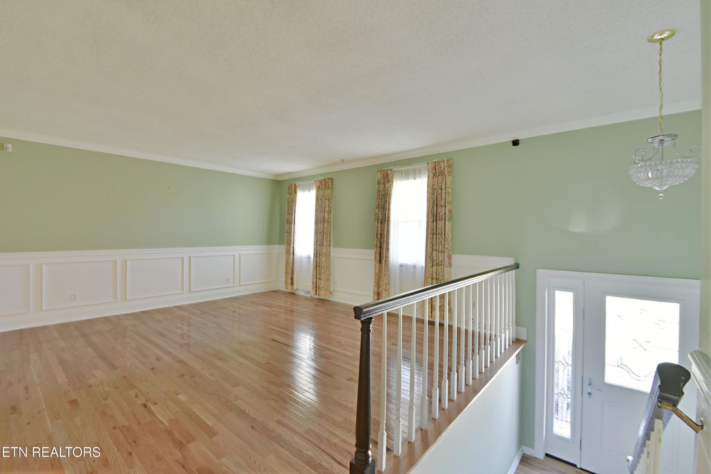 Photo of 880 Darwin St, Alcoa, TN 37701 (MLS # 1322589)