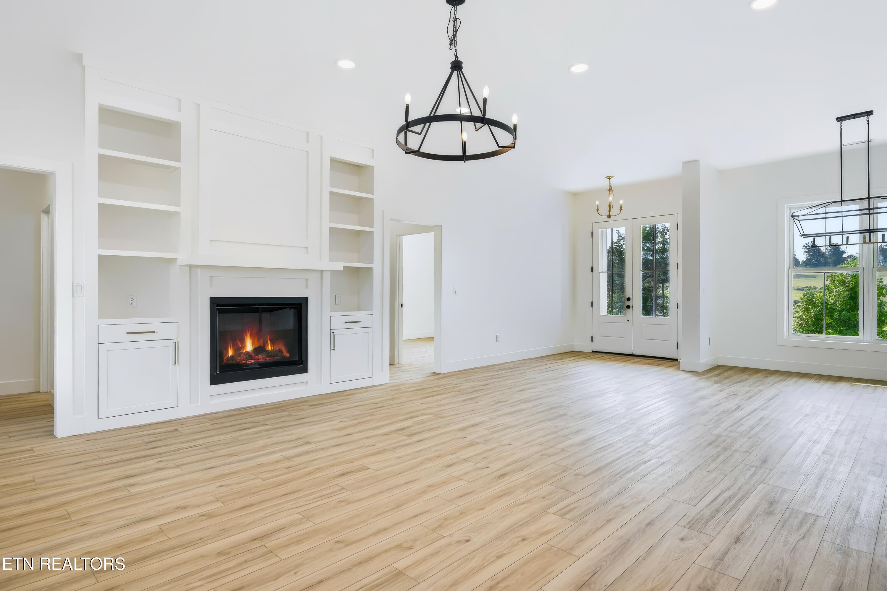 353 Meadow Rd Rd