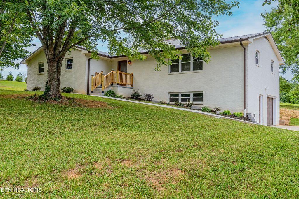 Photo of 7918 Barker Rd, Corryton, TN 37721 (MLS # 1337030)