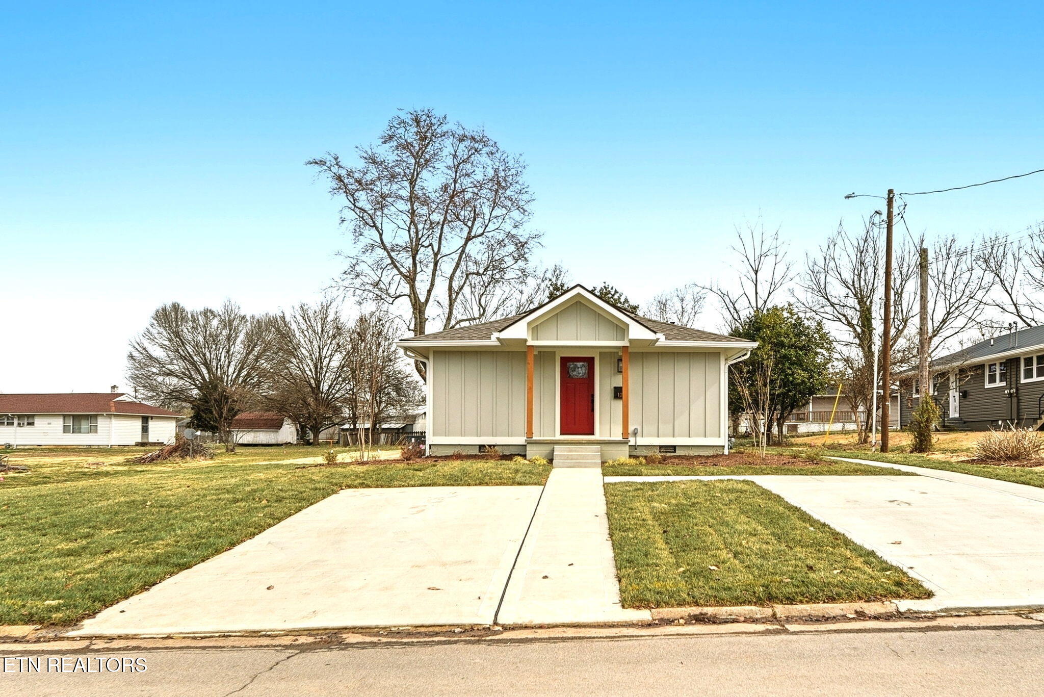 120 Marquette Rd