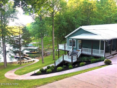128 Hilty Head LaFollette TN 37766