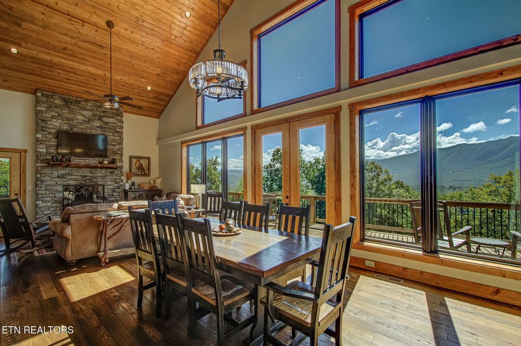 Photo of 117 Craig Cove, Townsend, TN 37882 (MLS # 1315848)