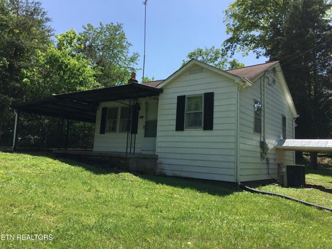 Photo of 2650 Tuckaleechee Pike, Maryville, TN 37803 (MLS # 1358553)
