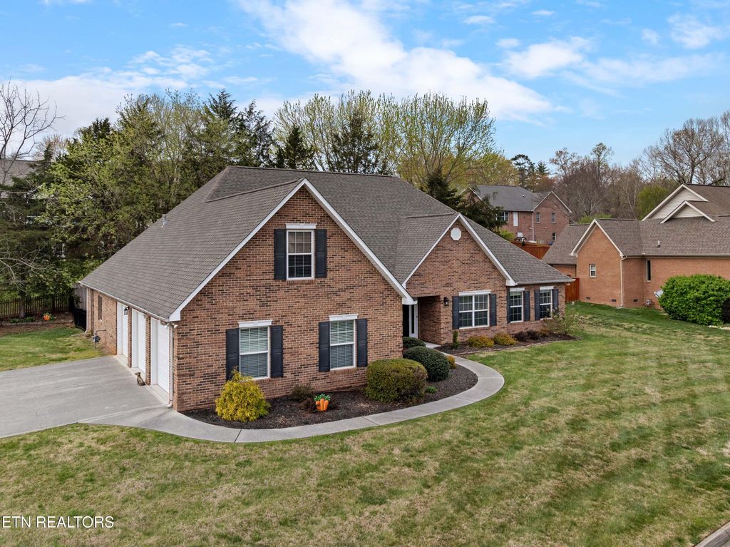 Photo of 301 Stonebreeze Drive, Powell, TN 37849 (MLS # 1334928)