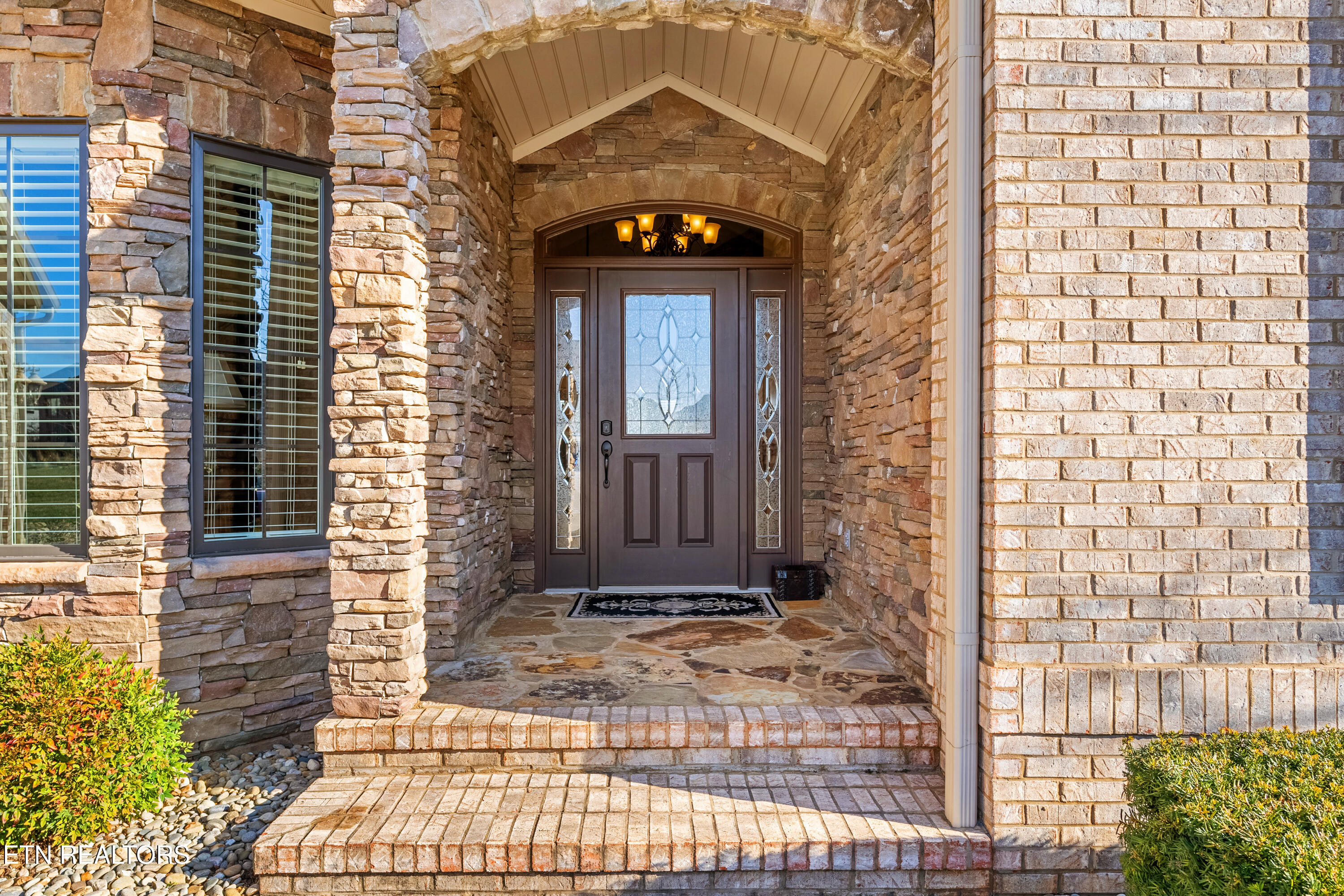 117 Red Hawk Drive