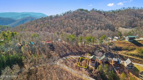 Photo of Lot 34-R Pine Peak Way, Sevierville, TN 37862 (MLS # 1329844)
