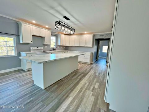 Tiny photo for 186 County Road 83, Athens, TN 37303 (MLS # 1324831)