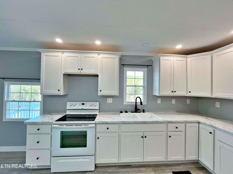 Tiny photo for 186 County Road 83, Athens, TN 37303 (MLS # 1324831)