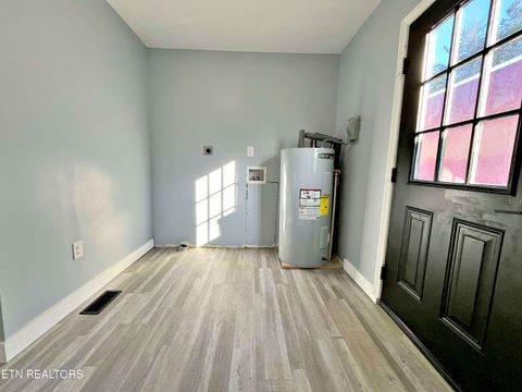 Tiny photo for 186 County Road 83, Athens, TN 37303 (MLS # 1324831)