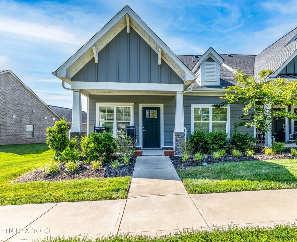 Photo of 12623 Needlepoint Drive, Farragut, TN 37934 (MLS # 1343311)