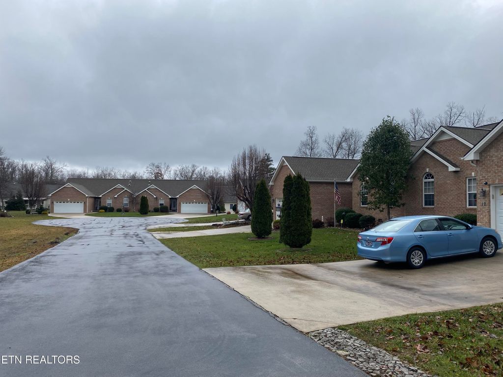 Photo of 24 Mallard Court #2, Crossville, TN 38572 (MLS # 1323768)