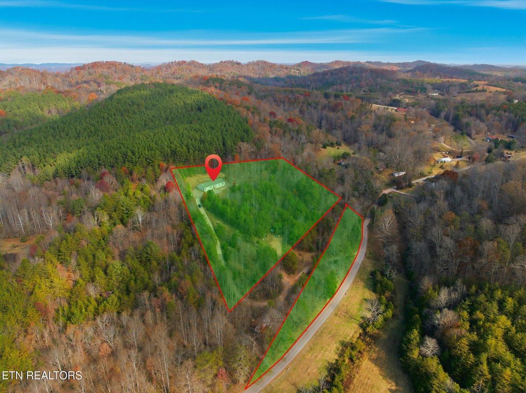 Photo of 550 Happy Hollow Rd, Madisonville, TN 37354 (MLS # 1322550)