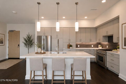 Tiny photo for 122 Stadium Way #302, Knoxville, TN 37915 (MLS # 1327079)
