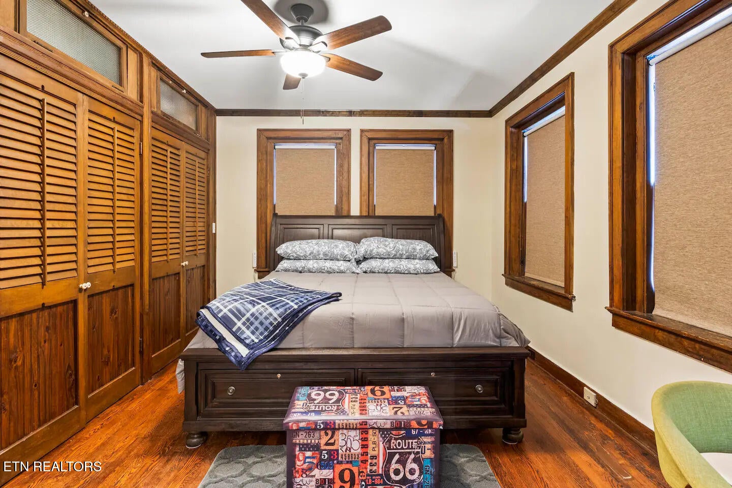 201 W 5Th Ave 3
