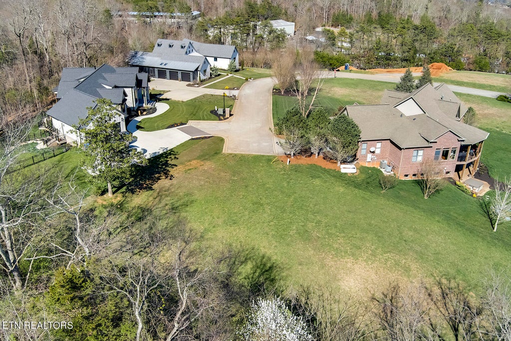 Photo of 2614 Summit Vista Way, Knoxville, TN 37922 (MLS # 1359507)