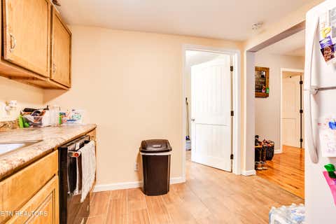 Tiny photo for 721 N Charles G Seivers Blvd, Clinton, TN 37716 (MLS # 1345013)