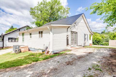 Tiny photo for 721 N Charles G Seivers Blvd, Clinton, TN 37716 (MLS # 1345013)