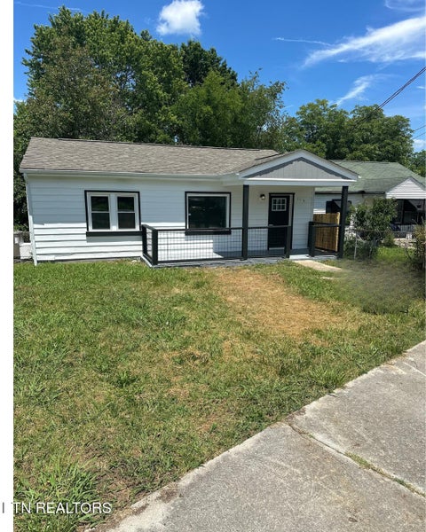Photo of 314 Ben Hur Ave, Knoxville, TN 37915 (MLS # 1345386)