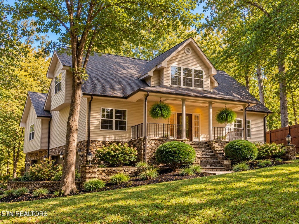 Photo of 4323 Deer Run Drive, Louisville, TN 37777 (MLS # 1358177)